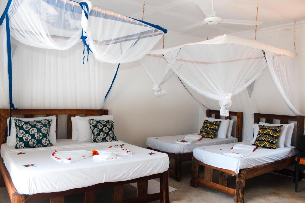 Zanzibar Kusini Beach Bungalows Hotel Kizimkazi Exterior photo