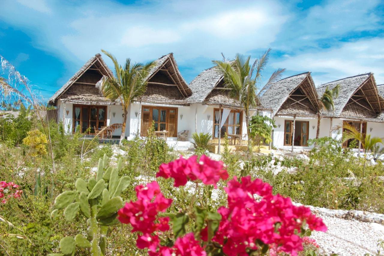 Zanzibar Kusini Beach Bungalows Hotel Kizimkazi Exterior photo